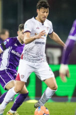 Fiorentina Hancur di Kandang! Cagliari Beri Kejutan Pahit Bintang Muda Ini Jadi Aktor Utama!