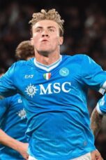 Hasil Liga Italia: Napoli Selamatkan Satu Poin dalam Duel Sengit Melawan Genoa di Marassi